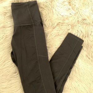 Victoria’s Secret Knockout Leggings Pockets Small